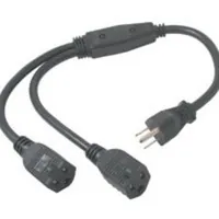 C2G 14in 1-to-2 18 AWG Power Cord Splitter (2 NEMA 5-15R -> 1 NEMA 5-15P) Negro 0,35 m